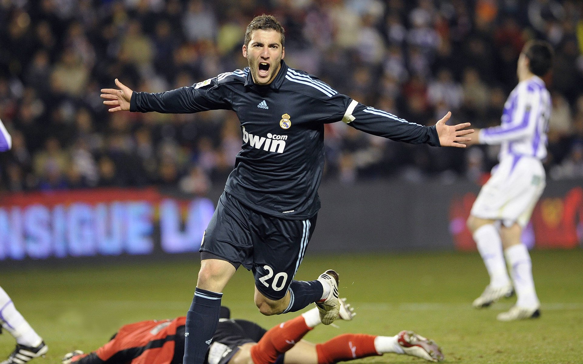 开云官方网站-运动员的“硬实力”到底有多强？，运动员的力量有多大